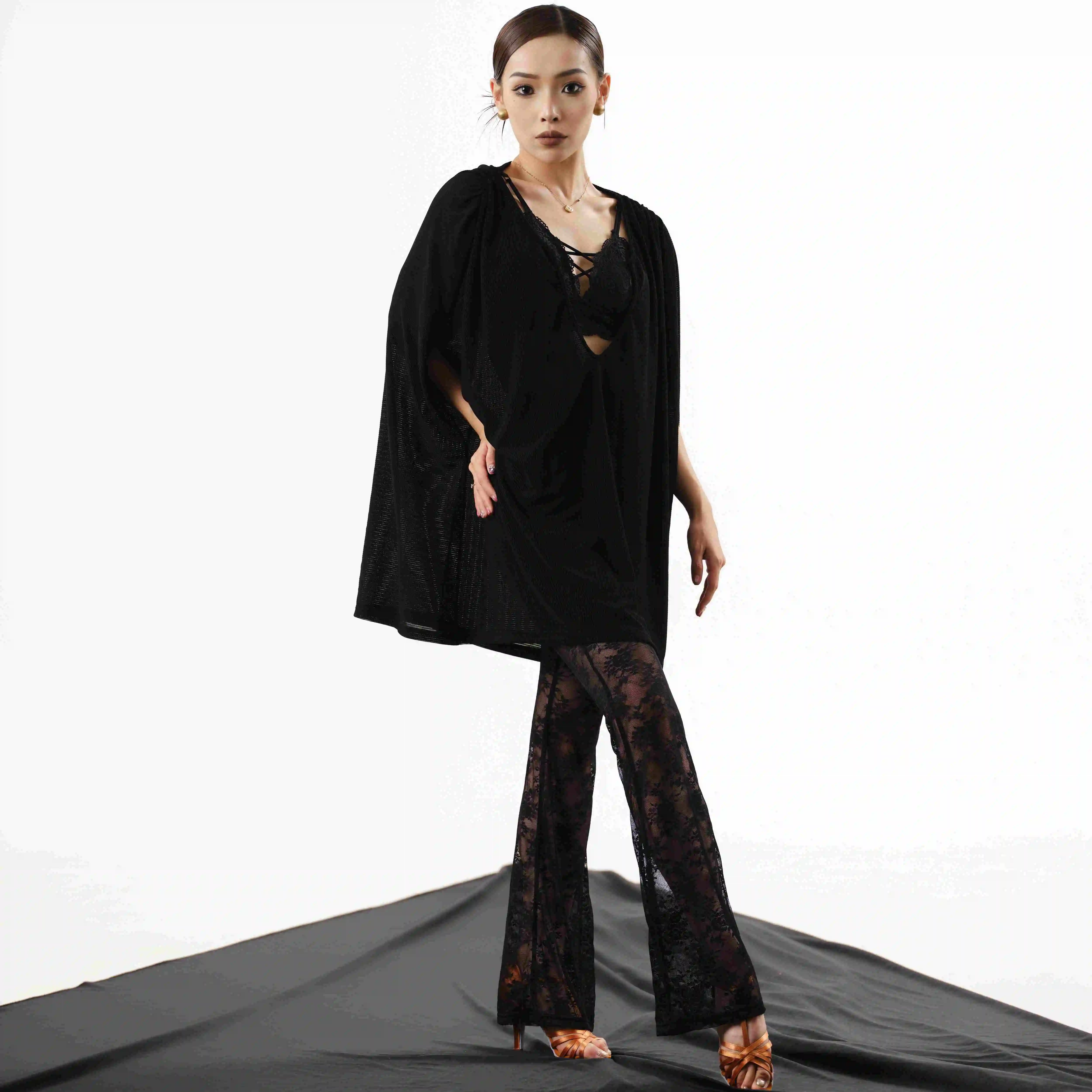 Losse Latin Dance Tops Vrouwen V-hals Korte Mouwen Praktijk Kleding Volwassen Rumba Samba Salsa Dansvoorstelling Kleding DNV24384