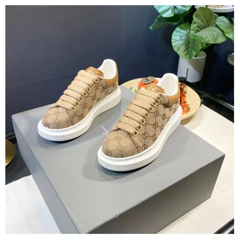 2024 Autumn New Versatile Breathable Canvas Shoes Korean Version Trendy Board Shoes Casual Height Increasing Men's Shoes