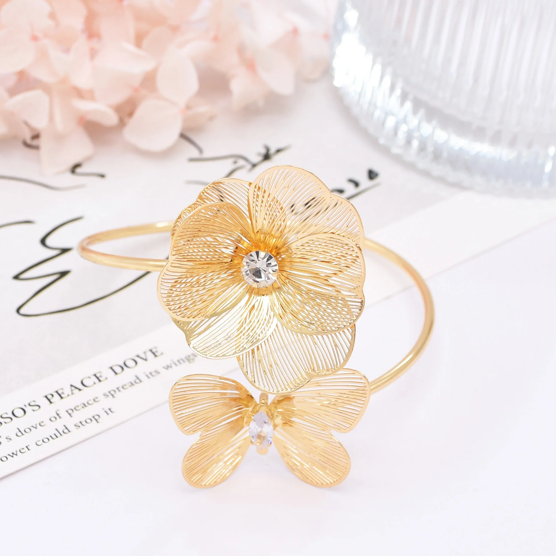 Multi Style Hollow Crystal Flower Opening Arm Bracelet for Women Luxury Bridal Wedding Accessories Bangle Hand Party Jewelry