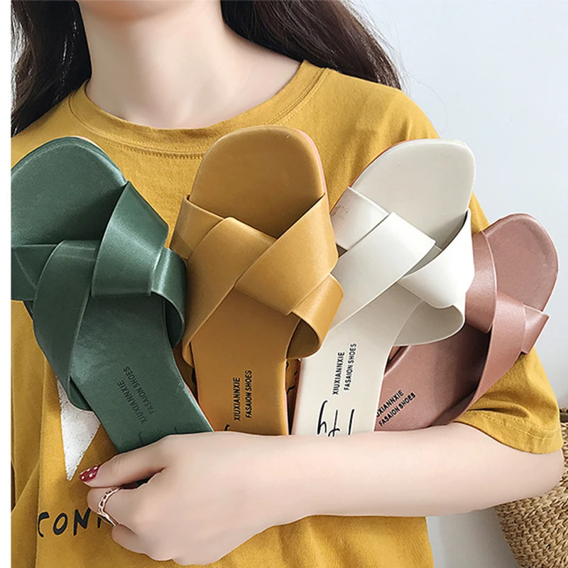 Summer Simple Sandal And Slipper Cross Flat Slipper Candy-Colored Slipper Women Summer Fashion Outer Wear Slipper Beach High-end