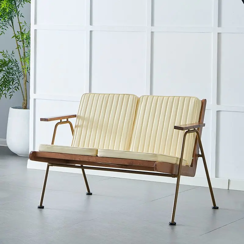 American cafe sofa chair retro Nordic industrial style balcony casual nostalgic single double guest negotiation sofa