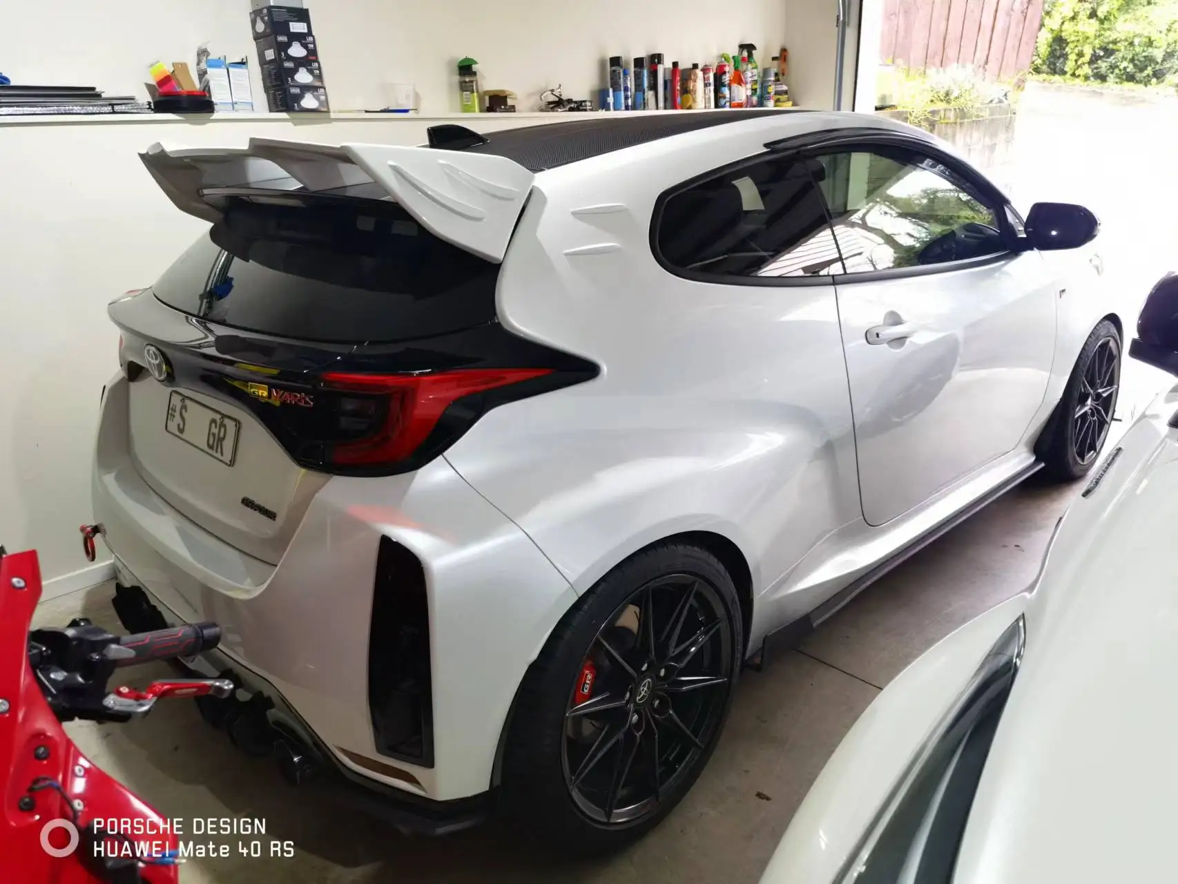 High Quality Carbon Fiber  T Style  Rear Roof Spoiler For Toyota GR Yaris Rear Wing