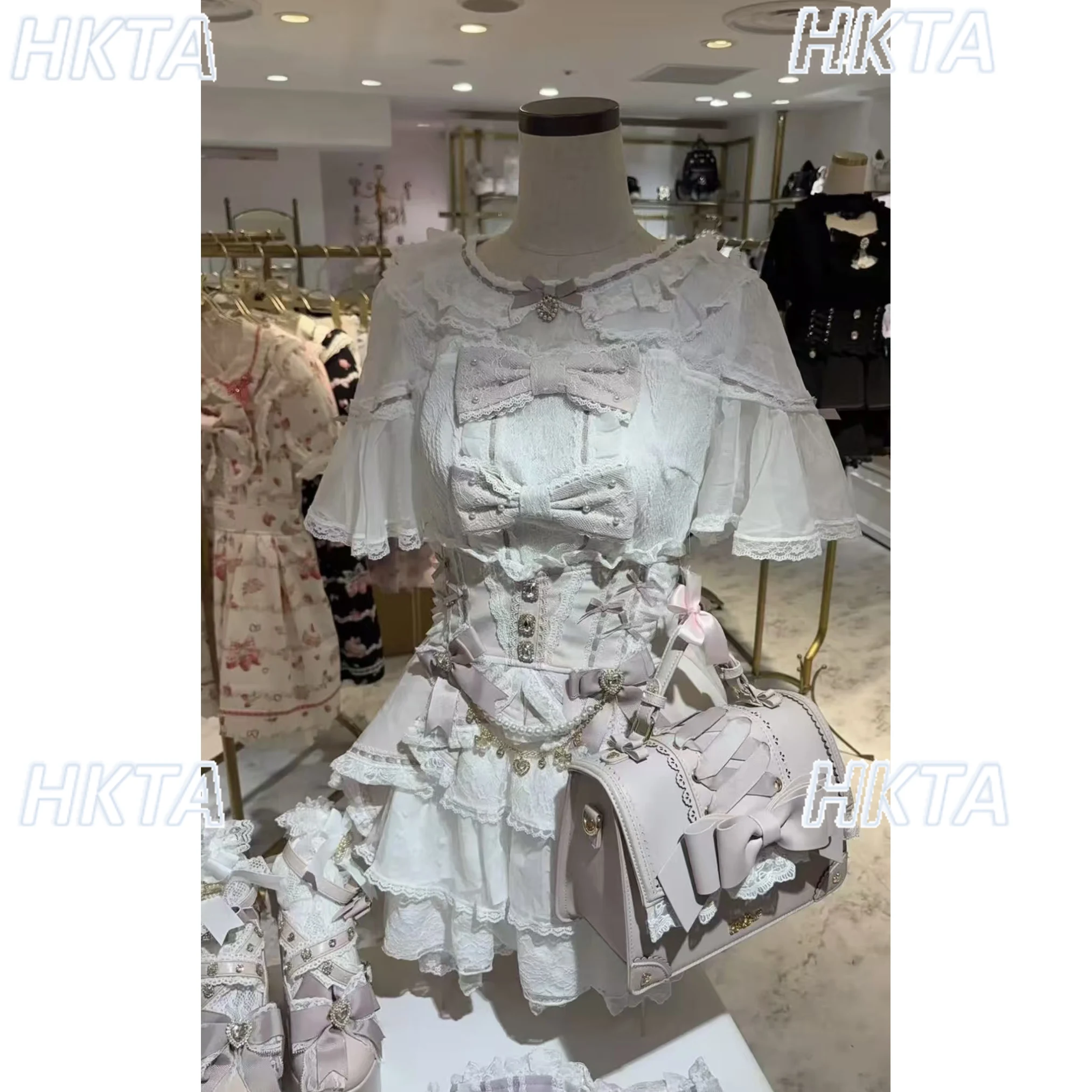 

Японская блузка Liz, женская милая пуговица со стразами и жемчугом, воротник из бисера, милый удобный топ с короткими рукавами, женская блузка Mujer