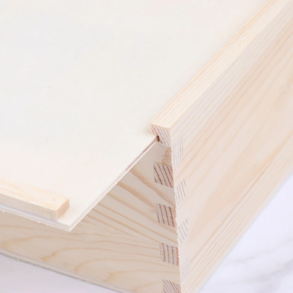 

1 шт., 14,7X14,6X7,6 см, деревянная коробка с нажимной крышкой, квадратный подарочный чехол для хранения ювелирных изделий для кольца, браслета, свадьбы, дня рождения, праздника, упаковки