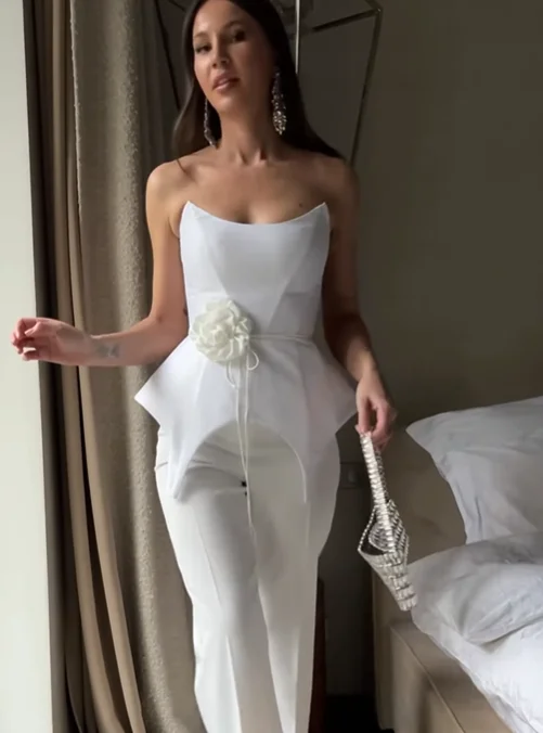 سترة مشد بيضاء مثيرة بدون حمالات سترة نسائية أنيقة بدون أكمام بدون ظهر مكشوفة الأكتاف سترات للخصر 2026 بلوزة جديدة للسيدات في الشارع العالي