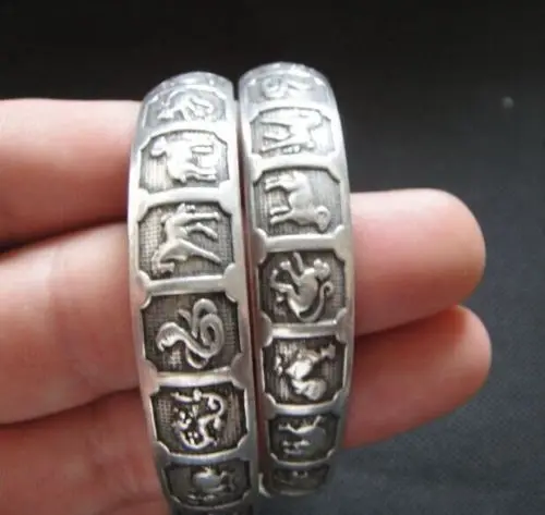 OLD HANDWORK MIAO SILVER CARVED LUCKY CHINESE ZODIAC ADJUST BRACELET BANGLE