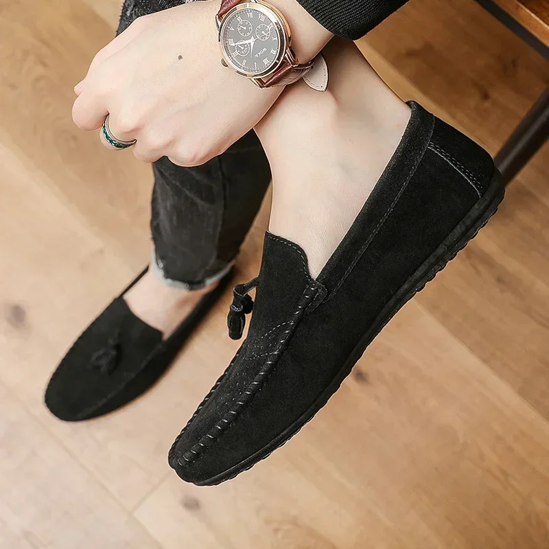 Fashion Suede Men Casual Shoes Comfortable Mens Loafers Breathable Slip-on Leather Driving Shoes Lazy Shoes Moccasins