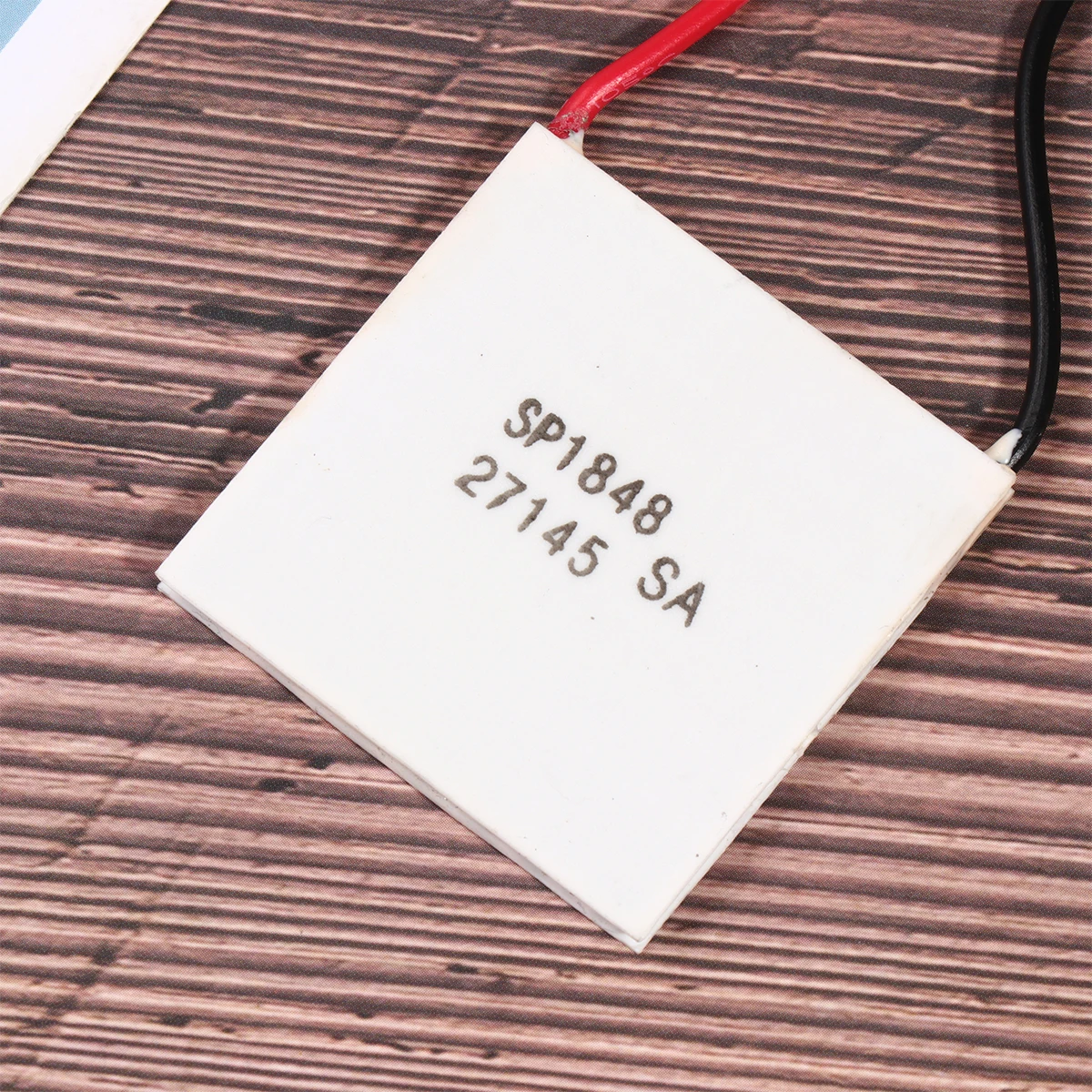 Alta efficienza 62 ℃   Raffreddamento Riscaldamento Modulo Semiconduttore 12V Notebook Cooler Peltier Chip Calore Semiconduttore Peltier Lavello