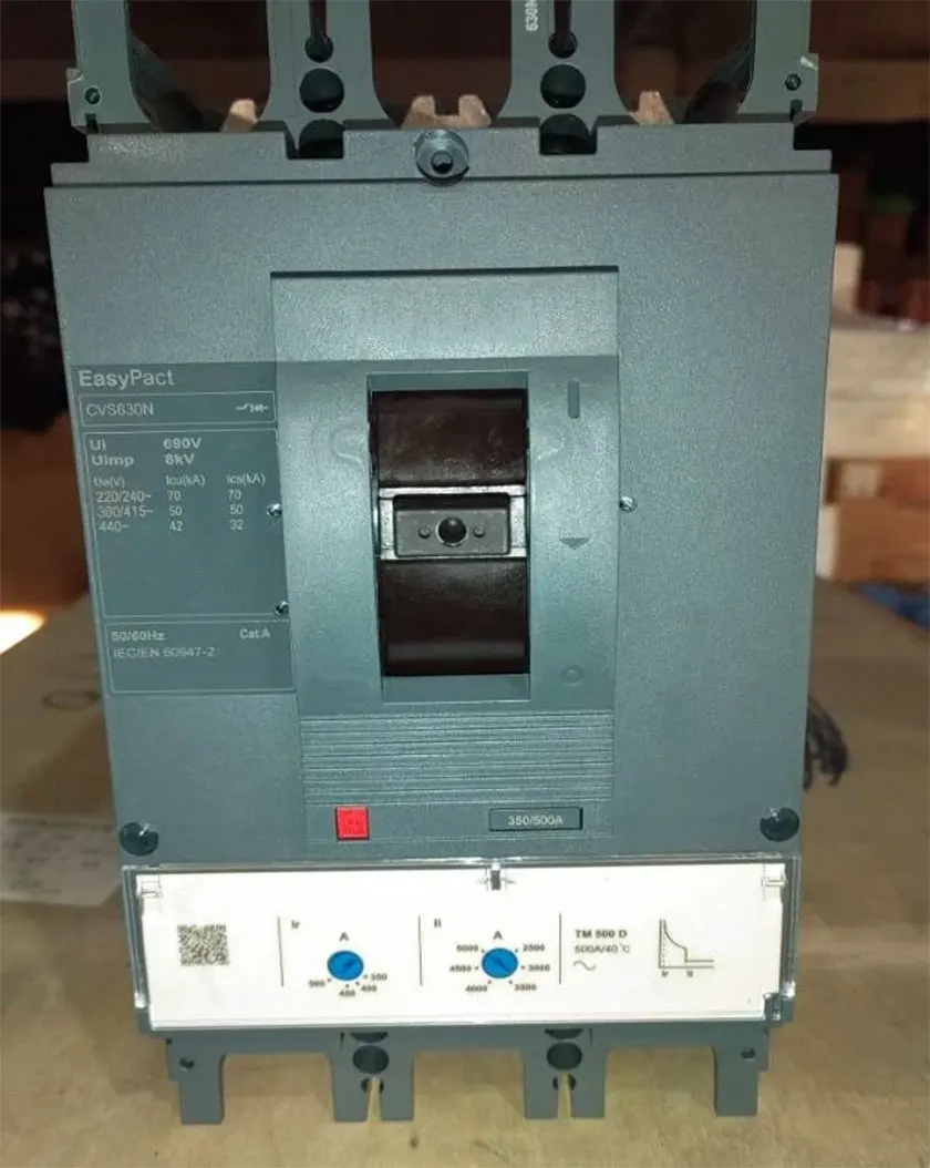 Совершенно новый LV540325 CVS400H TM320D 3P3D LV525467 CVS250H TM200D 3P3D Гарантия один год