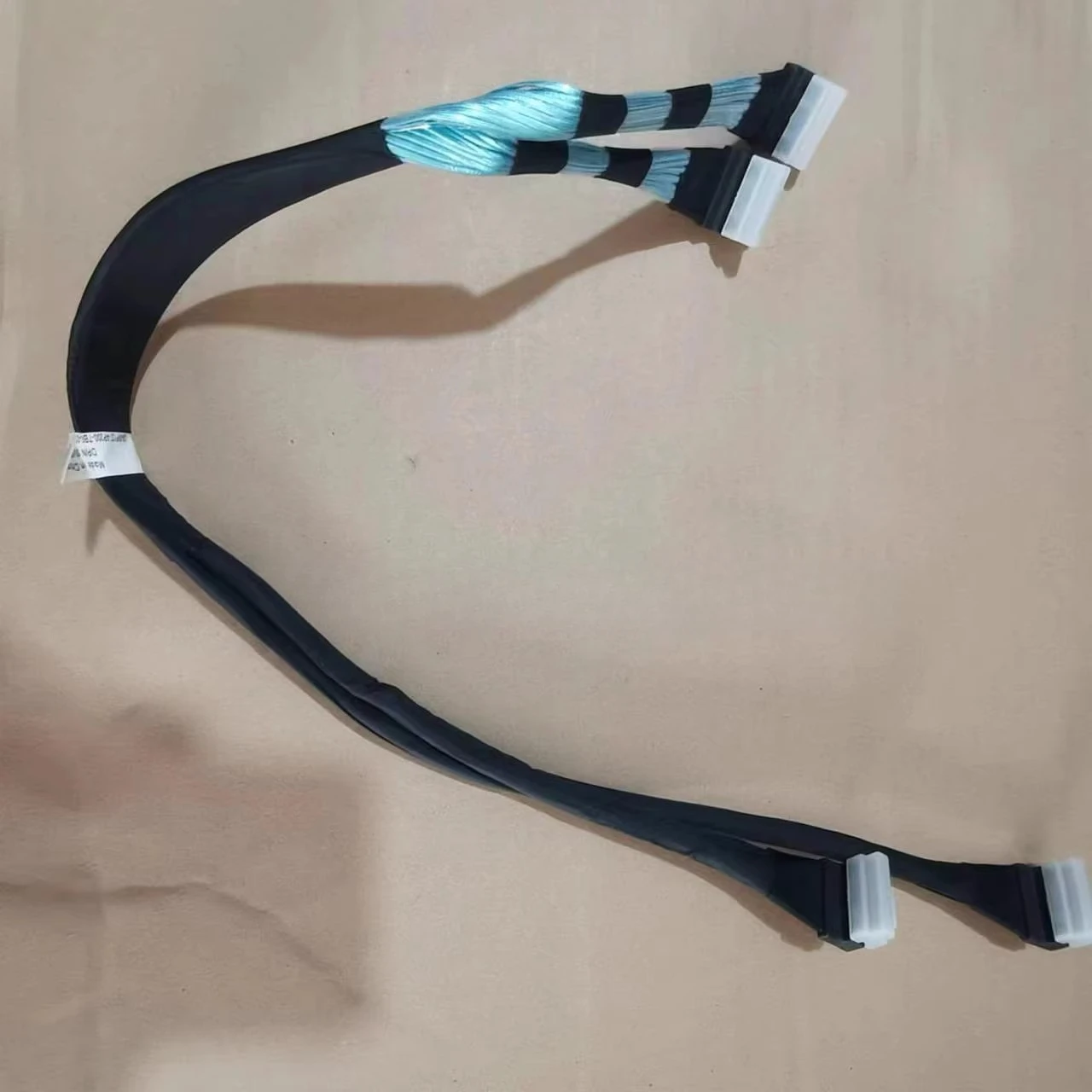 

New For Dell R7425 R740XD NVME data cable, cable U.2 HDD VF127