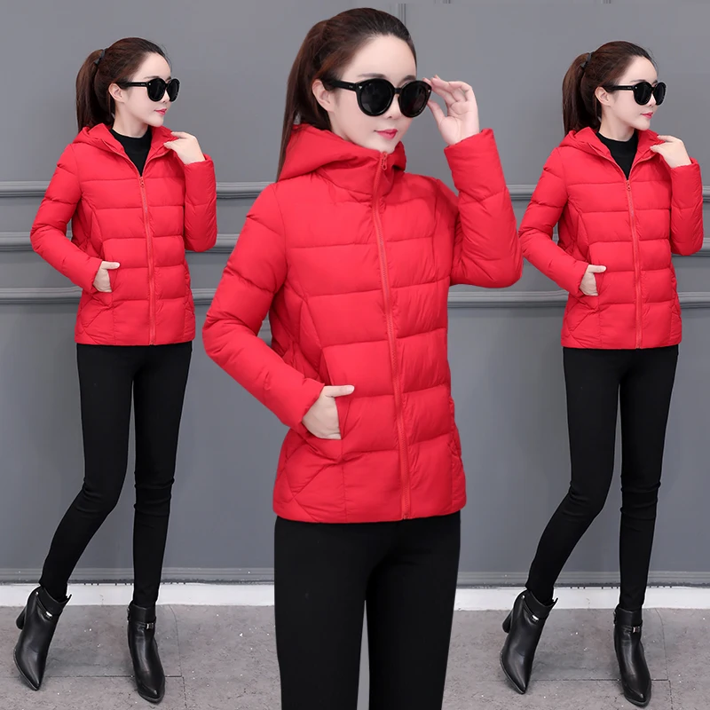 2024 Winter Nieuwe Vrouwen Licht Dons Katoenen Capuchon Warme Losse Korte Bovenkleding Casual Vrouwelijke Brood Kleding Katoen Basic Jassen