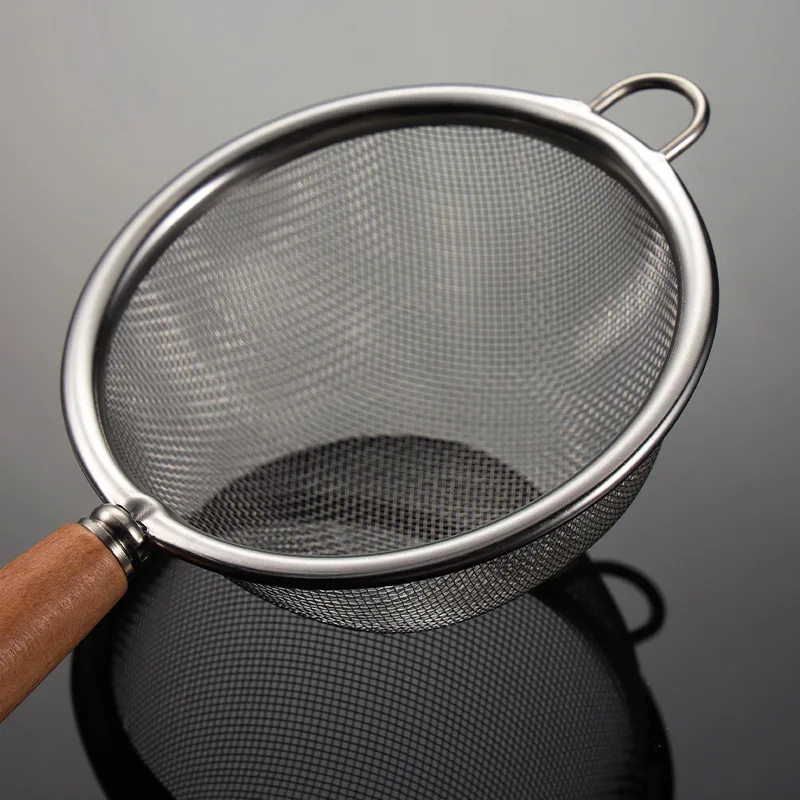 Stainless Steel Colander with Wooden Handle Multi-function Filter Mesh Flour Sieve Baking Tools Heat Oil Insulation Grid