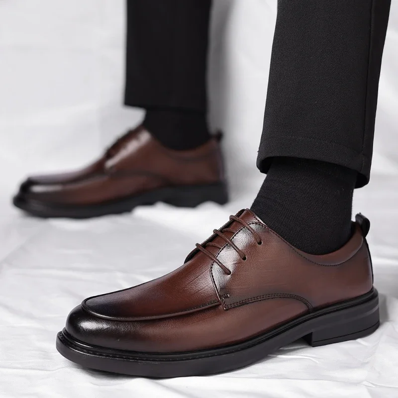 

Comfortable and luxurious, office style, business casual leather shoes for men authentic breathable non-slip leather shoes