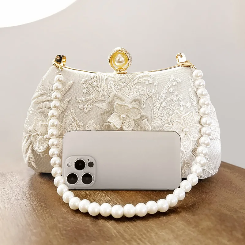 2023 New Women Flowers Evening Bags Dinner Wedding Dinner Wallets Pearl Hasp Clutch Wallets Mini Party Shoulder Bags