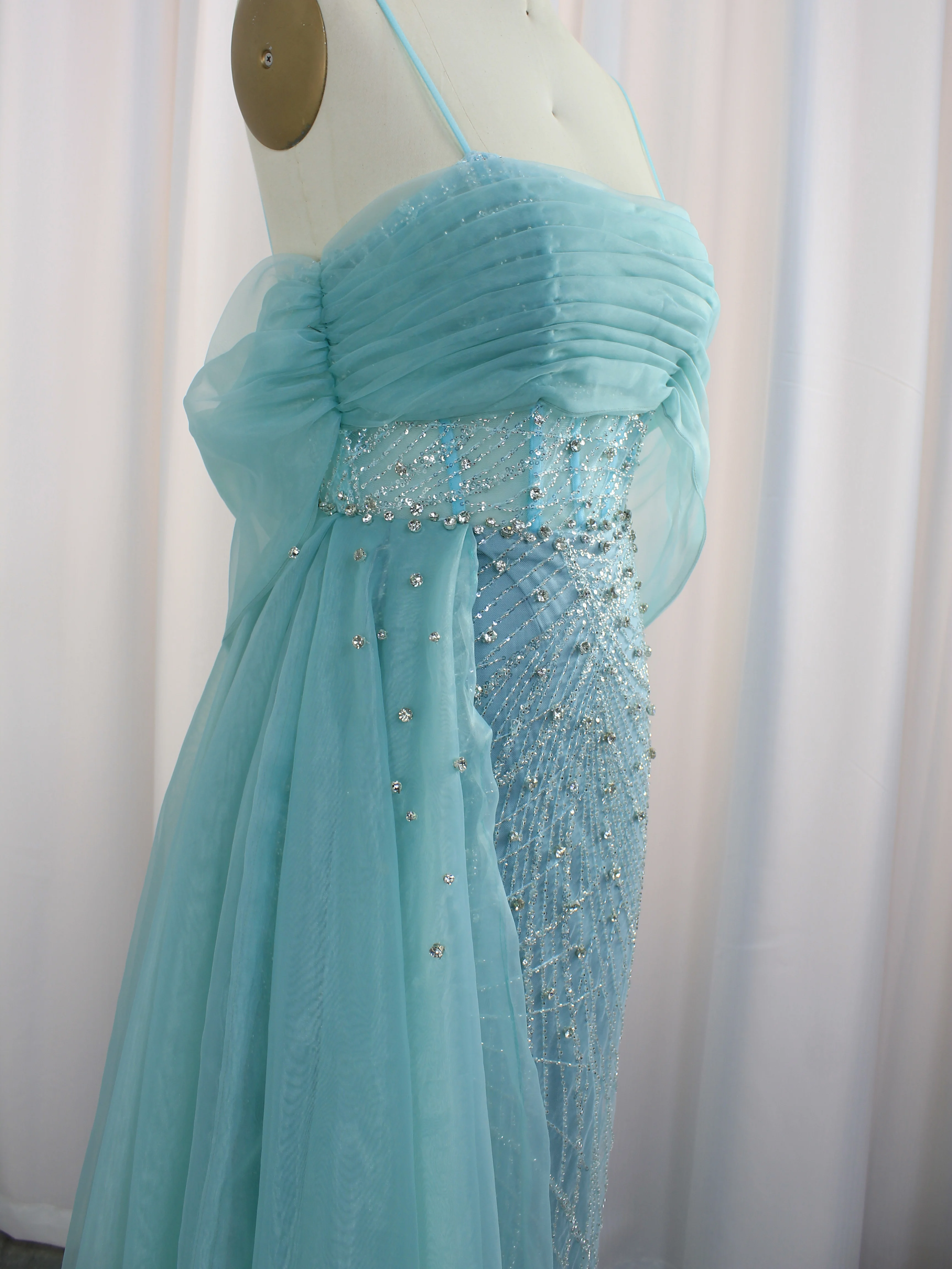 Hot Sale Dubai Turquoise Sweetheart Evening Dresses Luxury Beaded Sleeveness Formal Gowns 2024 For Women Party LA72523