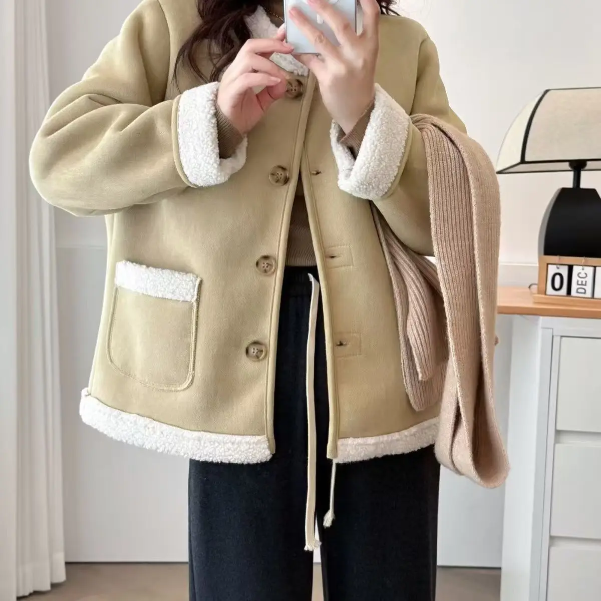 جاكيت تويد نسائي بأكمام طويلة للخريف مع شراشيب متعدد الوظائف، سترة بومبر مزدوجة الجانب مرنة مع رقع وأصفاد وأزرار