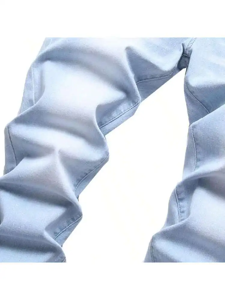 Jean slim décontracté pour hommes, style de rue américain, design simple et droit, jean délavé noir, adapté à un usage quotidien