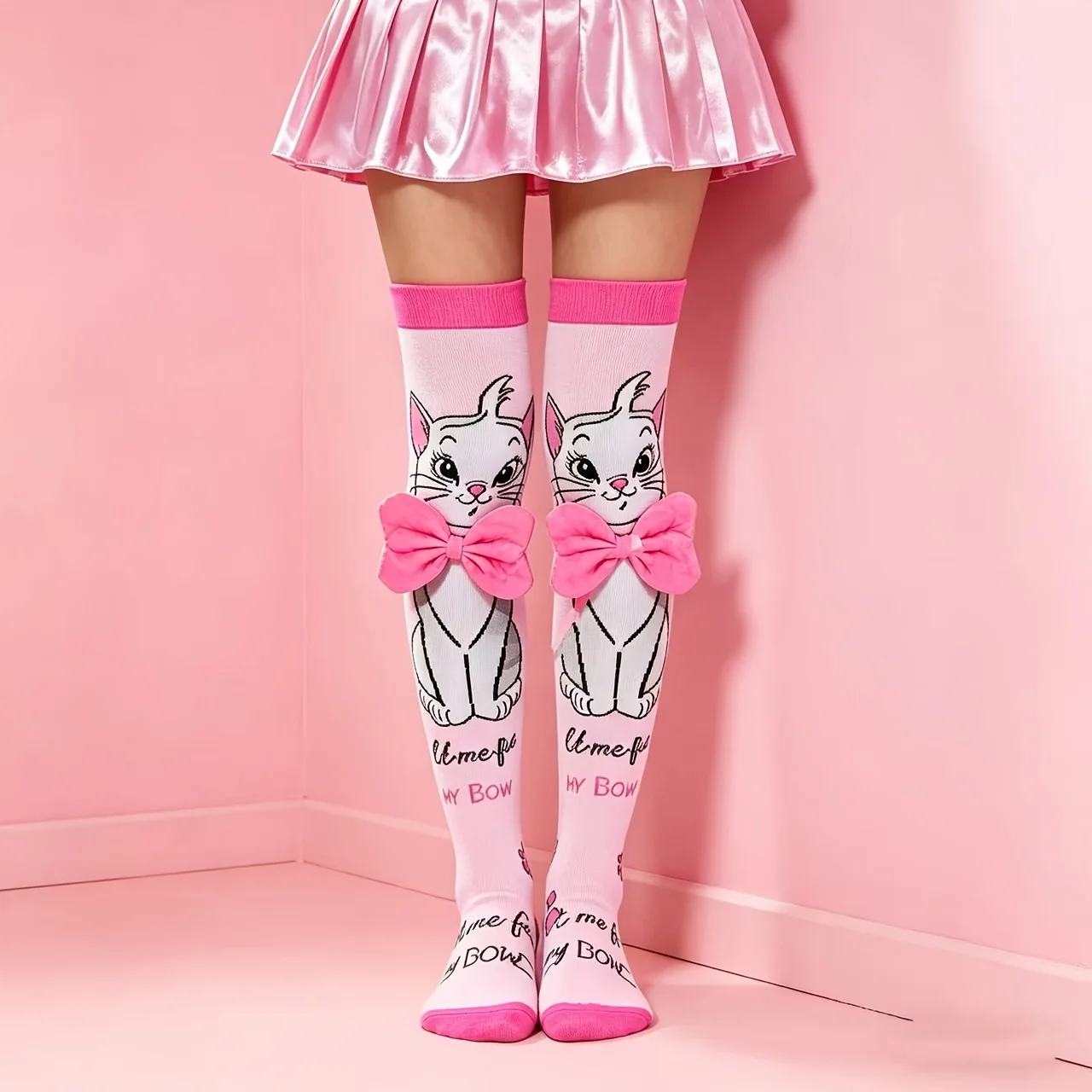 1 pair of cartoon cat girls' knee socks, playful style, high elasticity without straining their legs, with three-dimensional bow
