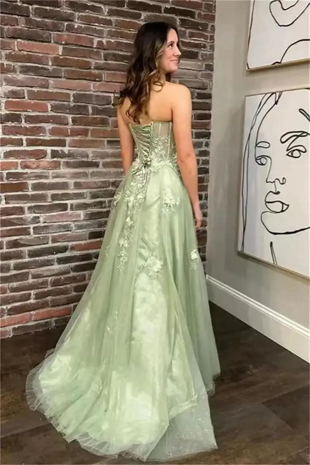 Sansa Groene Strapless A-Lijn Prom Dress Zoete Kant Borduurwerk Vestidos De Fiesta Sexy Side Split Tulle فساتين سهرة