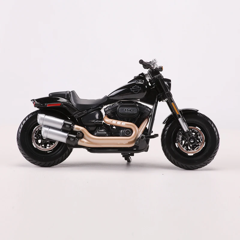 Maisto 1:18 2022 Fat Bob 114 Motorcycle Car Simulation Alloy Car Model