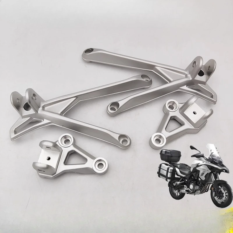 parte decorativa staffa supporto poggiapiedi per Benelli TRK502 TRK502X