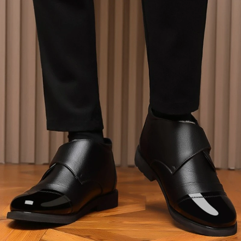 Sepatu Bot Kulit Pria Baru Sepatu Bot Salju Hangat Berbulu untuk Pria Sepatu Formal Bisnis High-Top Fashion Sepatu Chelsea Desainer Ujung Lancip