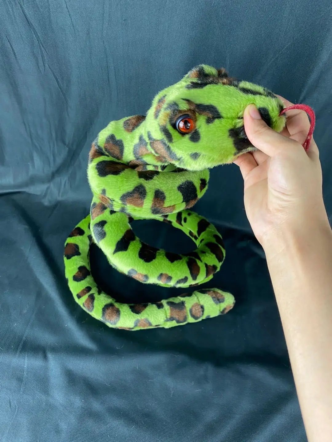 Jouet serpent de simulation en peluche de haute qualité, poupée serpent vert doux, cadeau d'environ 130cmt e2987