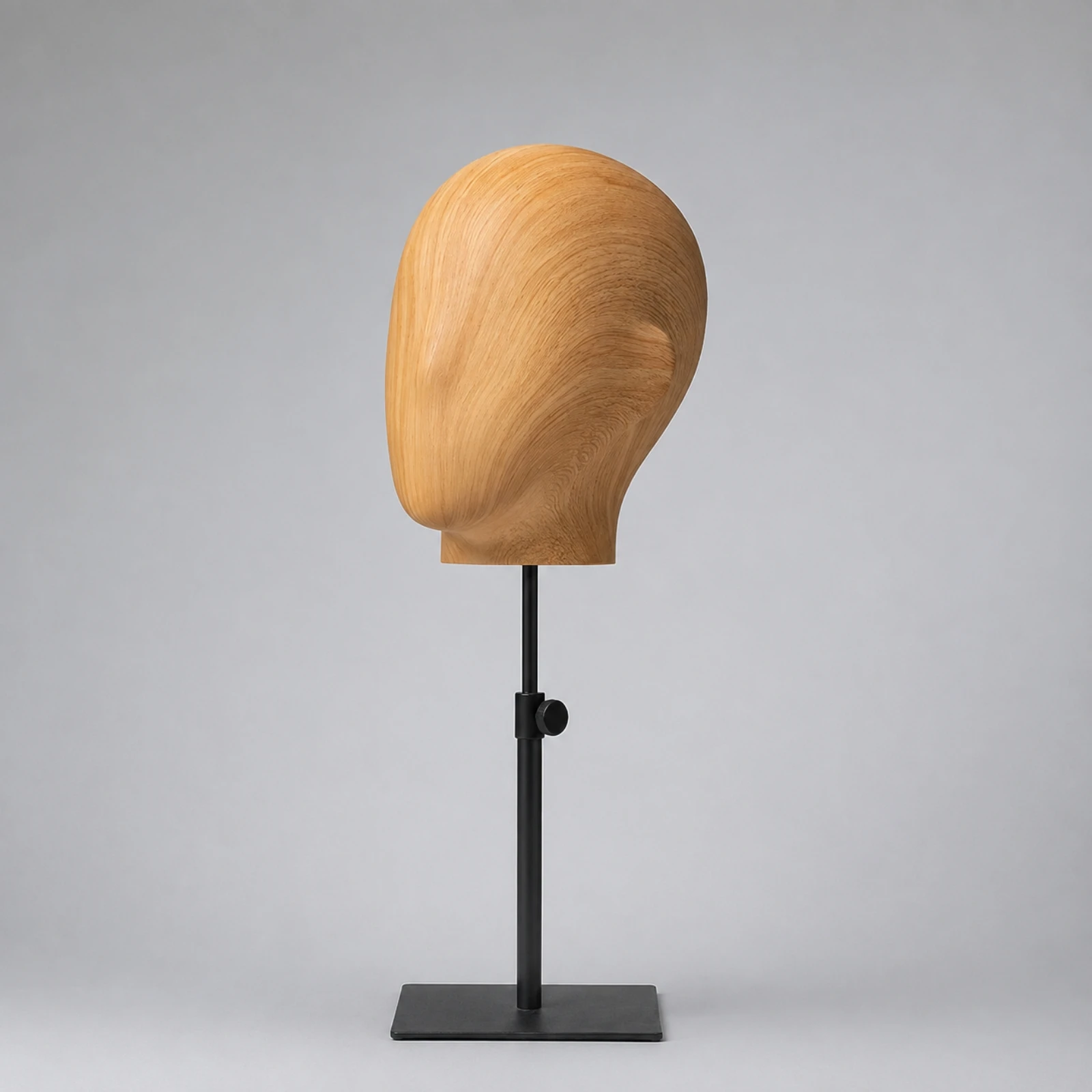 Fiberglass Display Head Freestanding Wood-Grain Hairpiece Mannequin for Salon Owners, Accessory Presentation