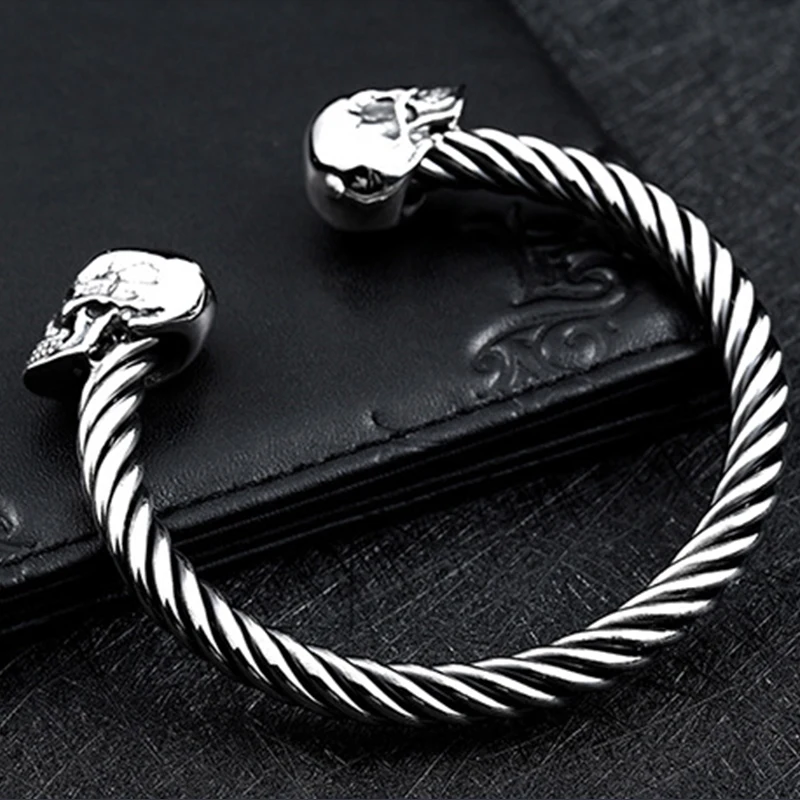 High Quality Stainless Steel Double Skull Bracelet Vintage Men Accessories Skeleton Bangle Fashion Charm Biker Jewelry Wholesale