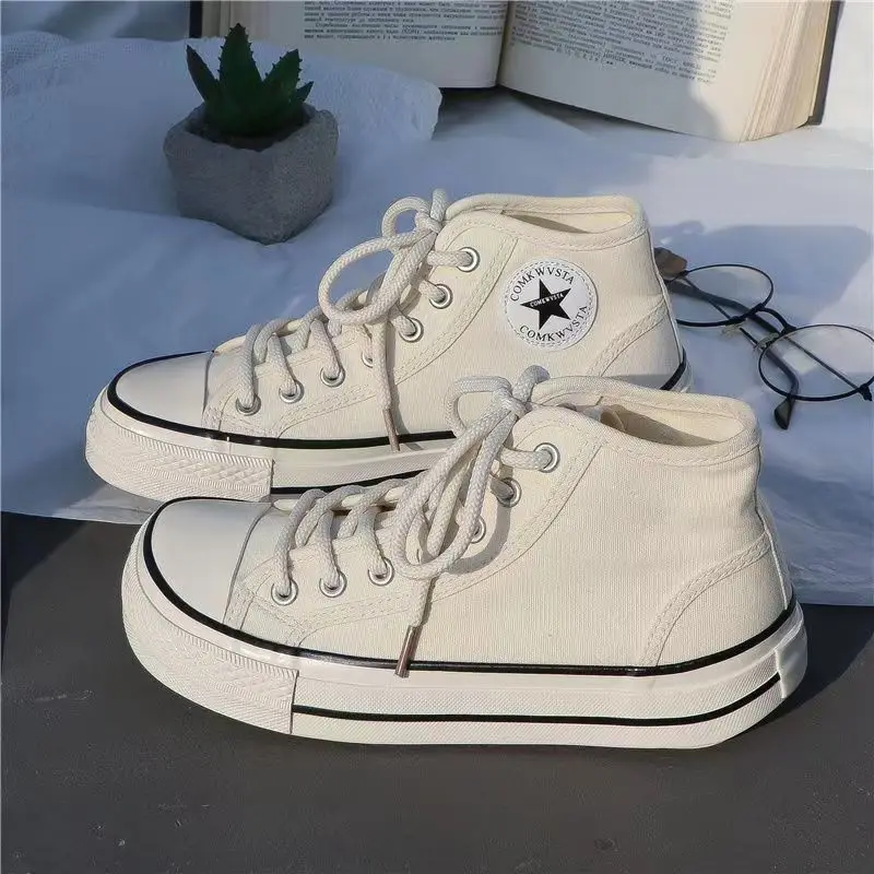 Zapatos De Mujer Tendencia Wanita Platform Sepatu Mango Kepala Wanita Kasual Kanvas Sepatu Bernapas Sepatu Skateboard Sepatu 2025