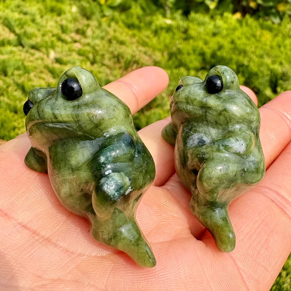 Natural Serpentine Sleeping Frog Carving, Hand Carved Polished Crystal
