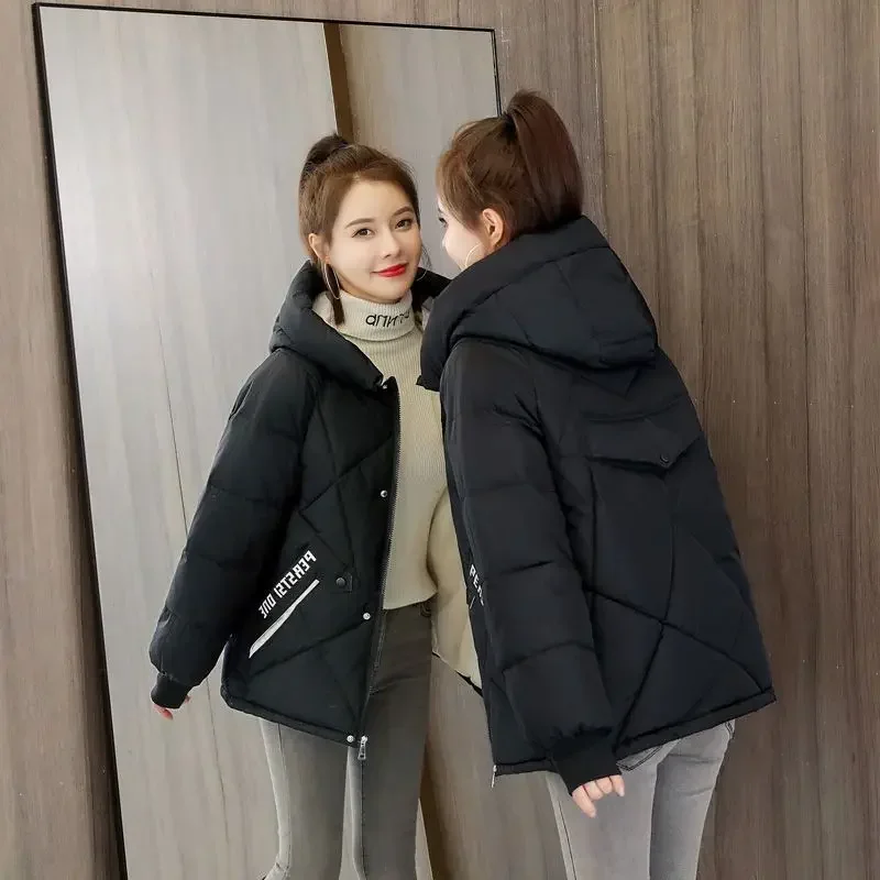 Padded Short Quilted Coats for Women Loose Casual Offers Fashion 2024 Parkas Woman Korean Style Clothing Great Cotton Jackets