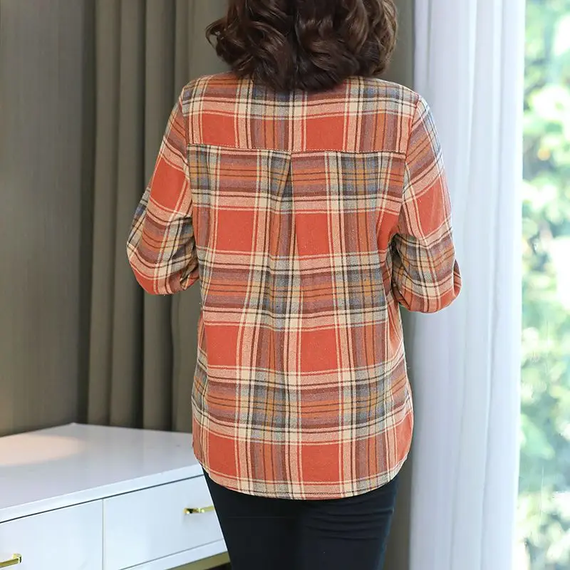 Fashion Lapel Button Pockets Printed Plaid Shirts Women Clothing 2024 Autumn New Loose Long Sleeve Casual Tops Commuter Blouses