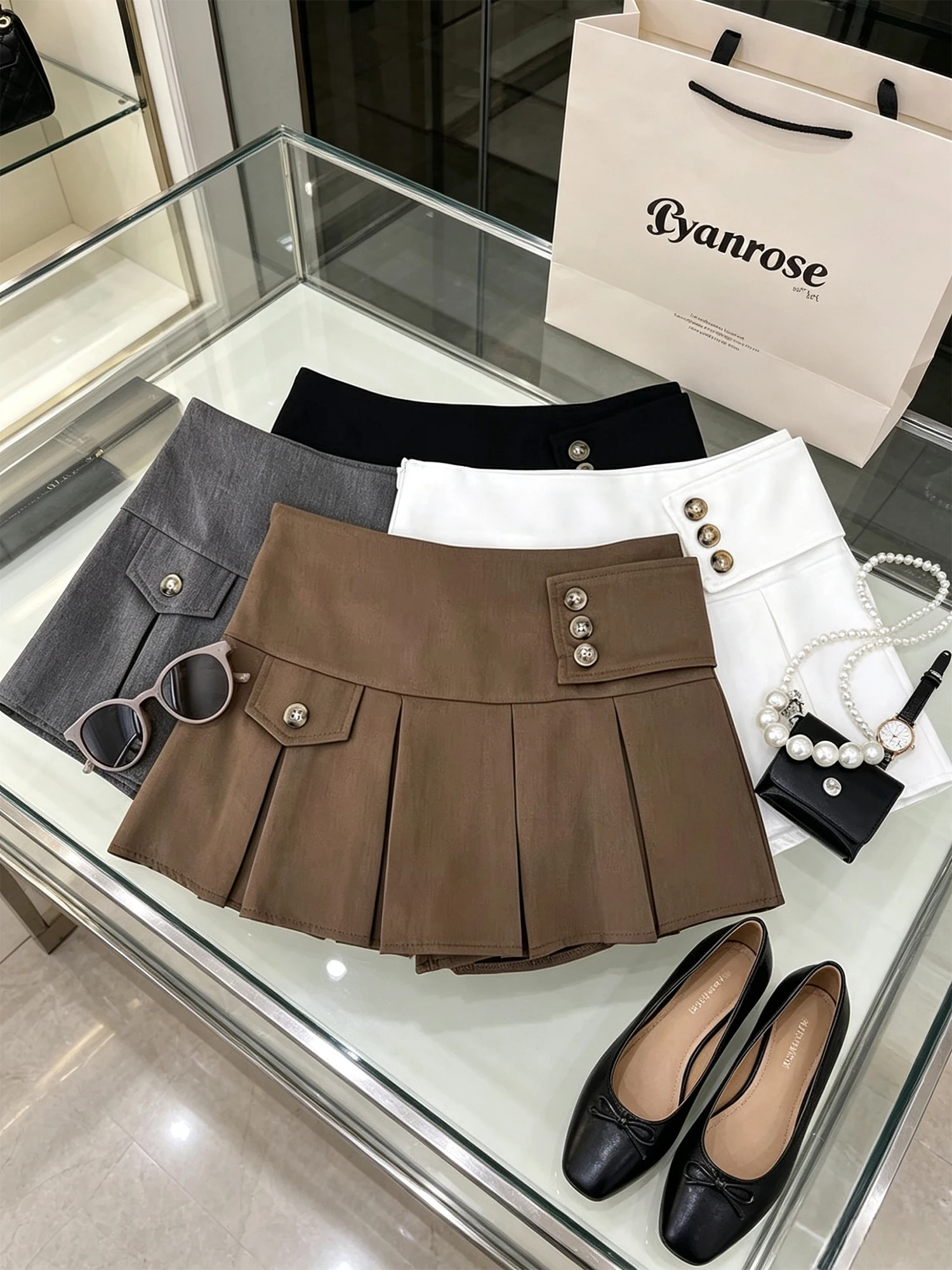 Women Khaki A-Line Pleated Skirt Preppy Style Y2K Gyaru Vintage Short Skirt Korean Style High Waist Skirt for Women Summer 2026