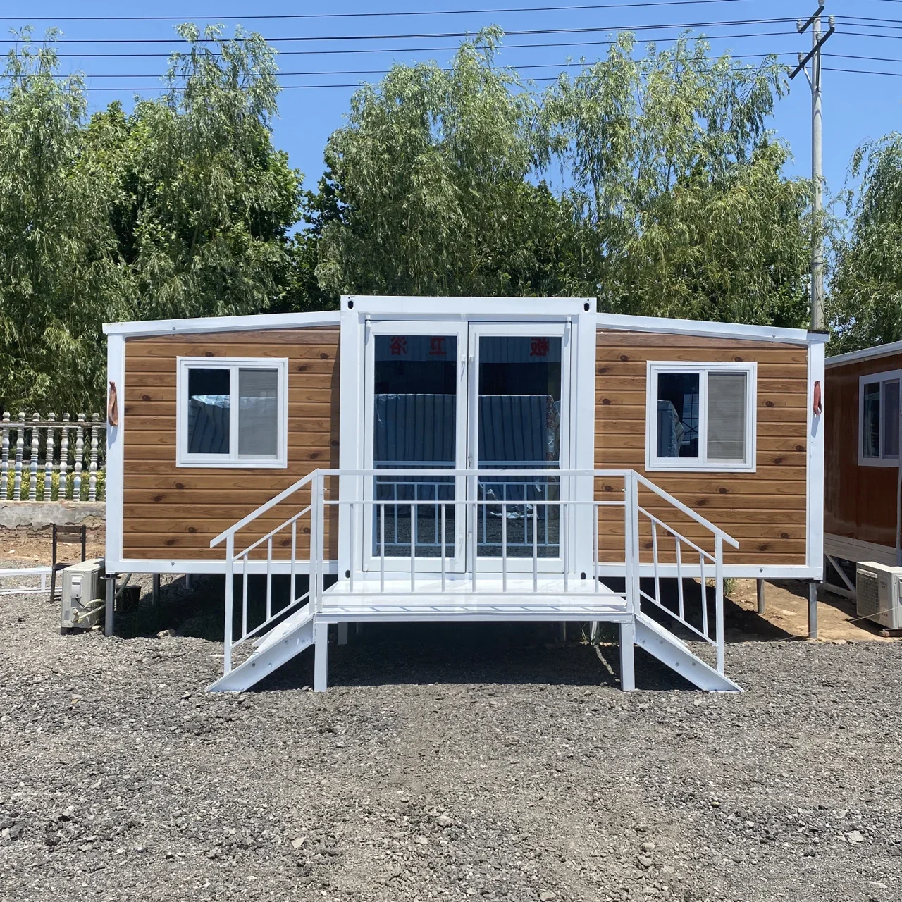 20Ft 40Ft Luxury Steel Structure Prefabricated Mobile Movable Living Detachable Flat Pack Modular Container House Home