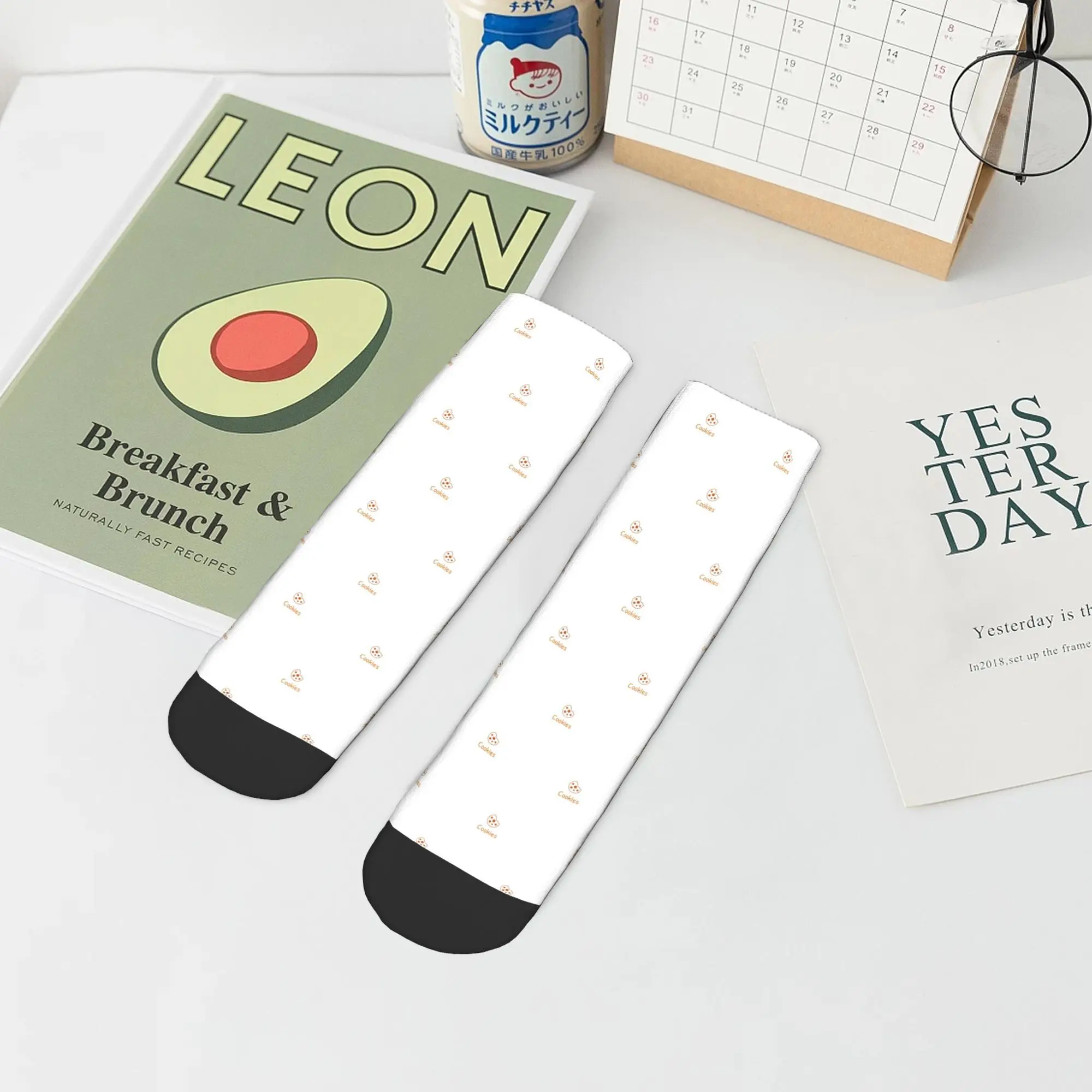 

All Seasons Cookies Socks Harajuku High Quality Crew Socks Fashion Stockings for Men Women Gifts