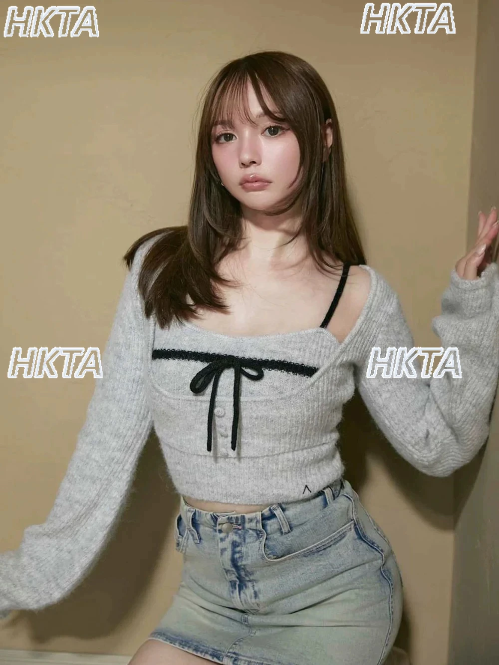

Japanese Style Sweet Commuter Square Neck Long Sleeve Autumn Cashmere Bow Knitted Sweater Gray Suspender Top Two Piece Set Women