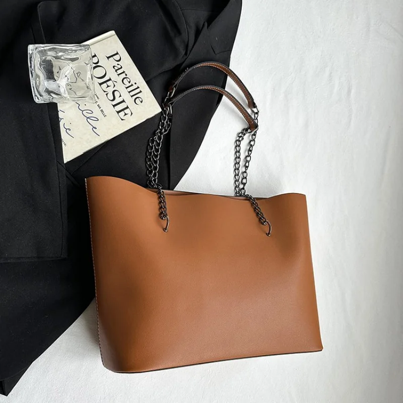 

Высококачественный минималистичный уникальный кожаный клатч для женщин с мини-размером и модной пригородной функцией