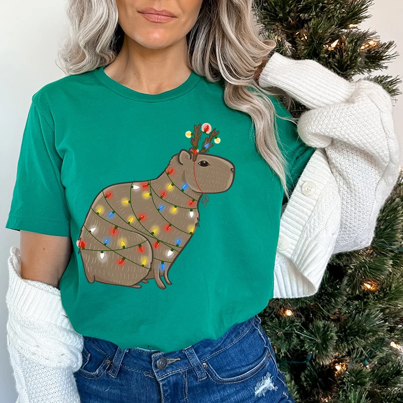Capybaras-T-shirt de Noël drôle pour femmes, design de lumières, col rond festif, vêtements pour filles, joyeux Noël, dessin animé Capybara