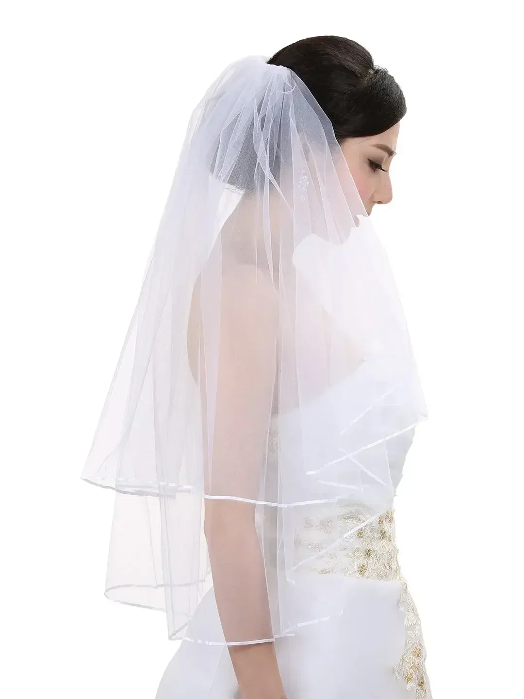 Elegant 2 Tier Elbow Length Tulle Beading Outdoor 60cm-80cm White Ivory Plastic Comb Bridal Veil