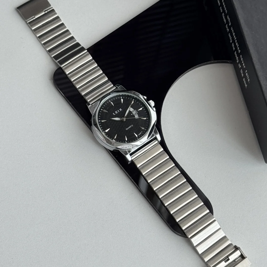 الفضة الرجال سوار فولاذي غير قابل للصدأ ساعة الأعمال رقيقة جدا الهاتفي ساعة اليد الذكور التقويم ساعات كوارتز ساعة Reojes De Hombre