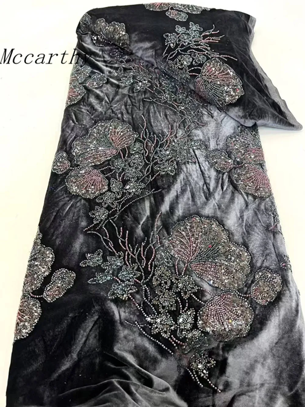 

2025 High Quality New Sequins African Velvet Mesh Lace Fabric Tulle Groom Nigeria Wedding Lace Women Dresses Material for Sewing