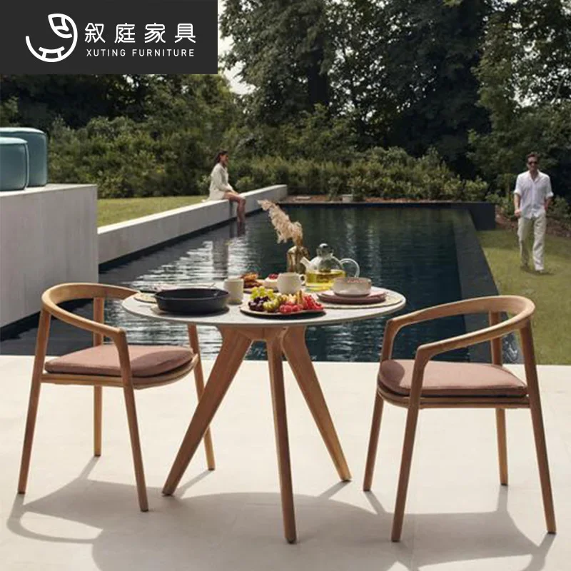 Outdoor simple leisure tables and chairs courtyard preservative wood garden open-air balcony cafe outdoor terrace scenic spot fu