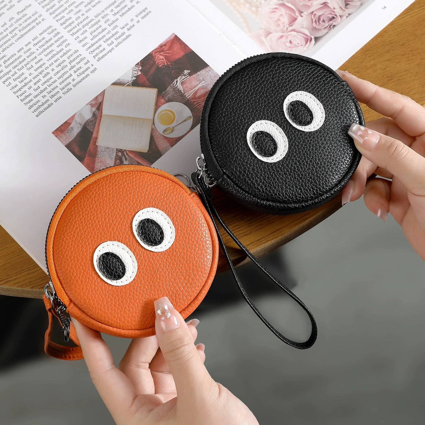 High Grade Cow Leather Coin Purse Women's Fashion Key Bag Women Luxury Small Wallet Bank Card Bluetooth Headset Organizer Bag view 2