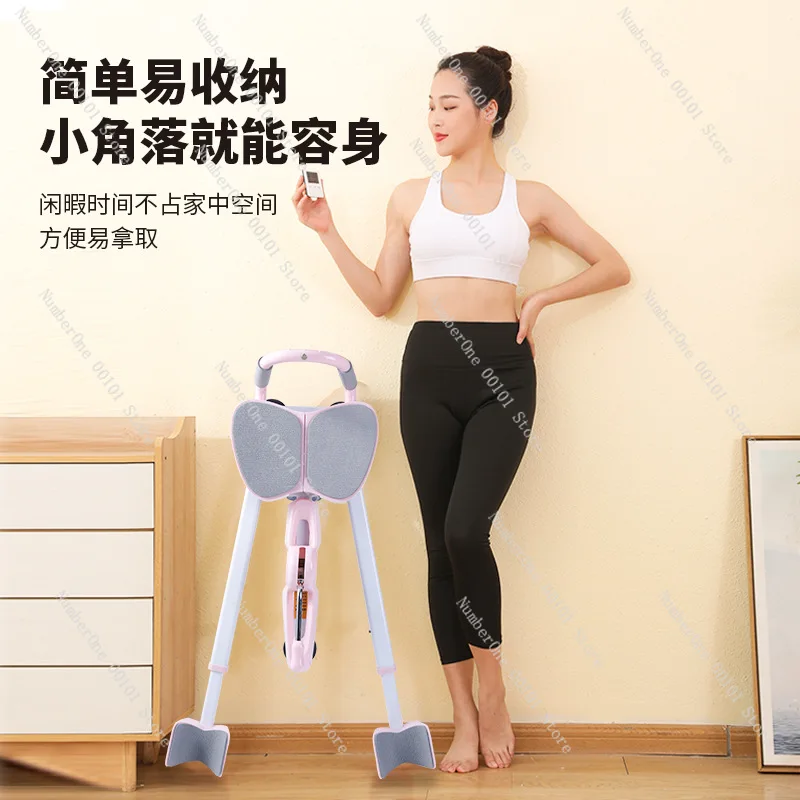 entraineur-de-chevaux-a-un-mot-artefact-d'ouverture-de-hanche-civiere-de-ligament-de-fourche-transversale-de-veau