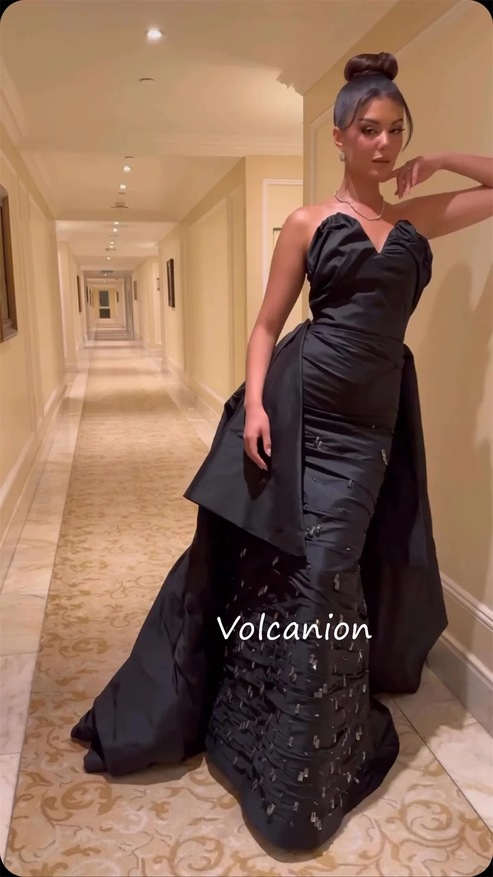 Robes longues personnalisées en Jersey de haute qualité, trompette plissée à paillettes, sans bretelles, sur mesure, pour occasions exquises