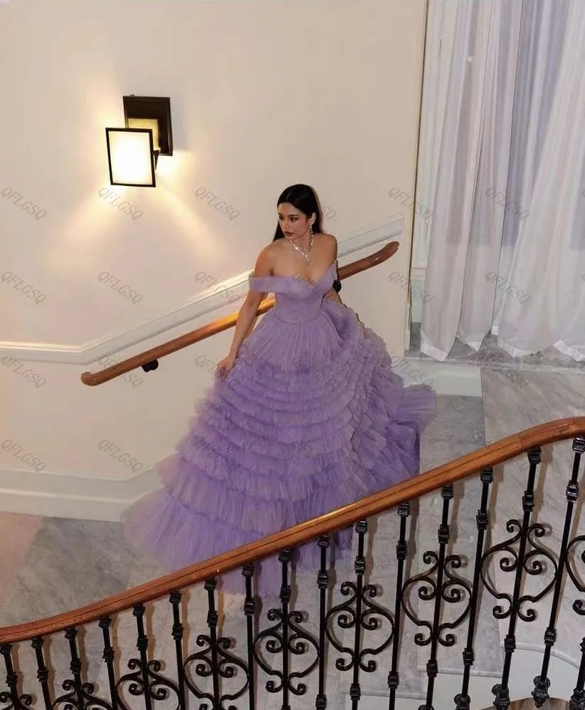 Wspaniałe suknie na bal maturalny Sweetheart Lavender Long Dresses Women Layered Prom Gown A line Puffy Lush Party Dress Ruffle Tulle Elegant