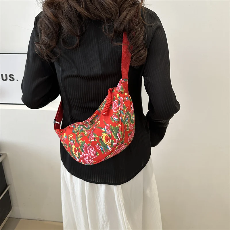 Polyester Large Capacity Wide Shoulder Strap Chest Bag Versatile Crossbody Bag Peony Flowers