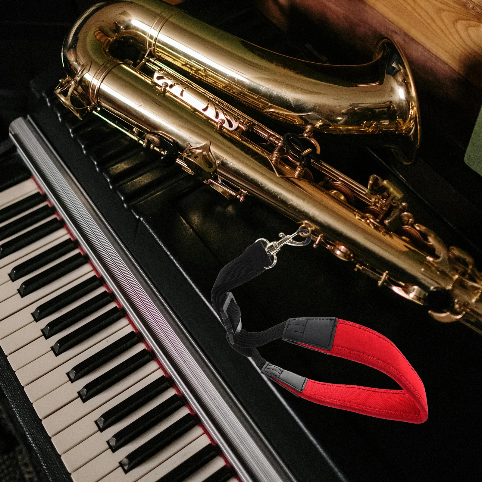 

Padded Adjustable Saxophone Neck Strap Durable for Alto Tenor Baritone Saxophone Performance Alto Sax Neck Strap