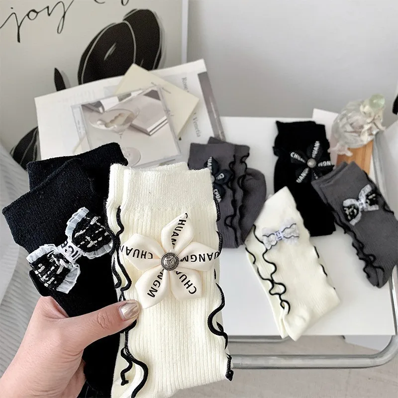 

High Quality Women Ruffled Designer Socks Japanese JK Girl Style Exquisite Cute Lace Bowknot Versatile Delightful Sweet Socks